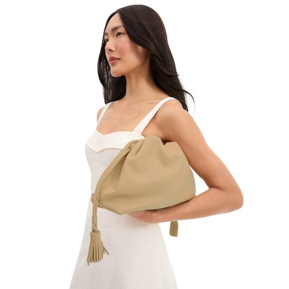 VERONICA BEARD Stash Bag in Sand - Picture 3 of 15